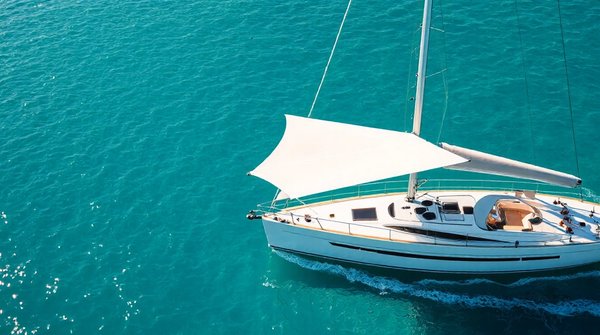 Découvrez comment choisir une voile d'ombrage triangulaire élégante